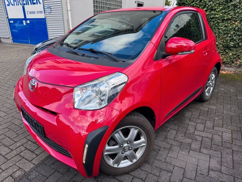Toyota IQ 34.600 km 6.800 € Bergisch-Gladbach 51469