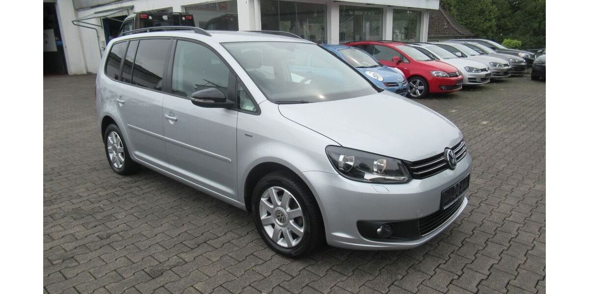 VW Touran 149.735 km 9.200 &euro; Hennef 53773