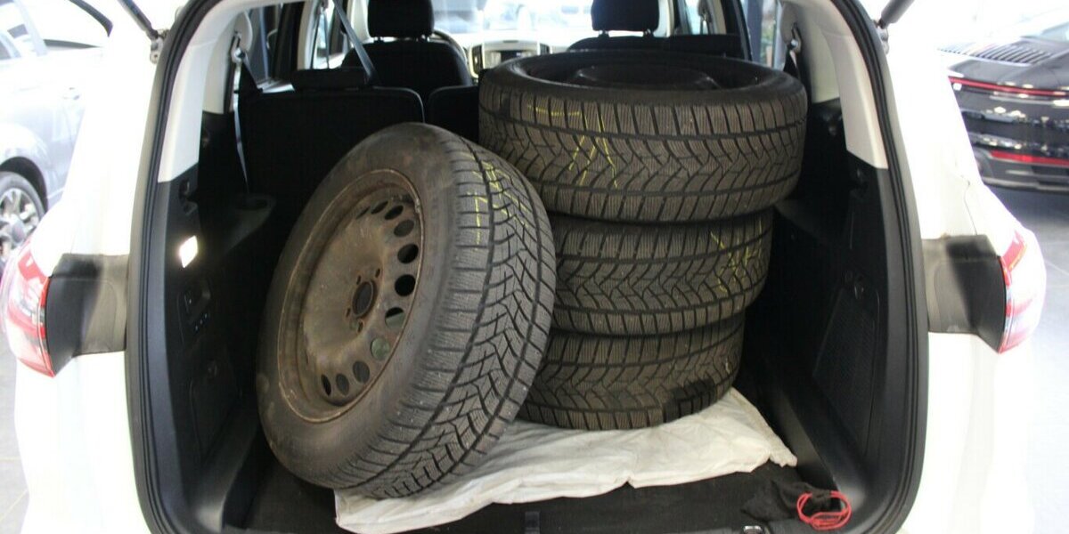 Ford S-Max 1.5 EcoBoost 117.317 km 11.980 &euro; Euskirchen 53881