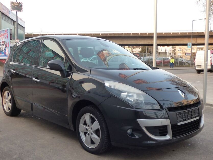 Renault Scenic 57.500 km 5.900 € Köln 51105