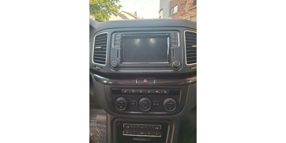Seat Alhambra 71.000 km 28.900 &euro; Rheinbach 53359