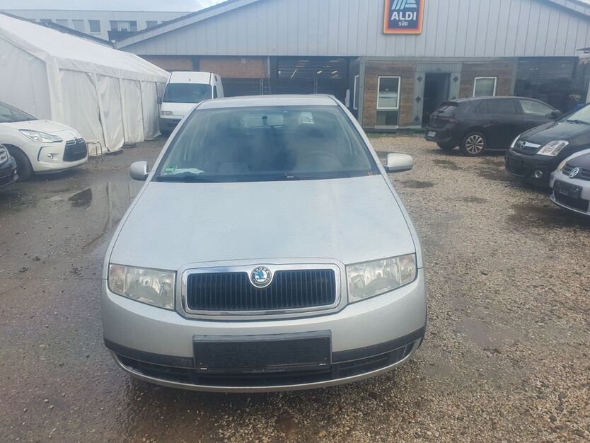 Skoda Fabia 192.500 km 2.300 € Bonn 53227