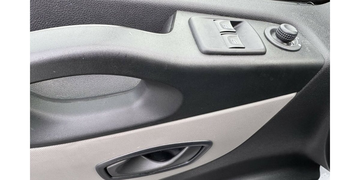 Renault Trafic L2H1 Sth Regale/Schraubst EU6 GARANTIE 85.000 km 17.500 &euro; Erftstadt 50374