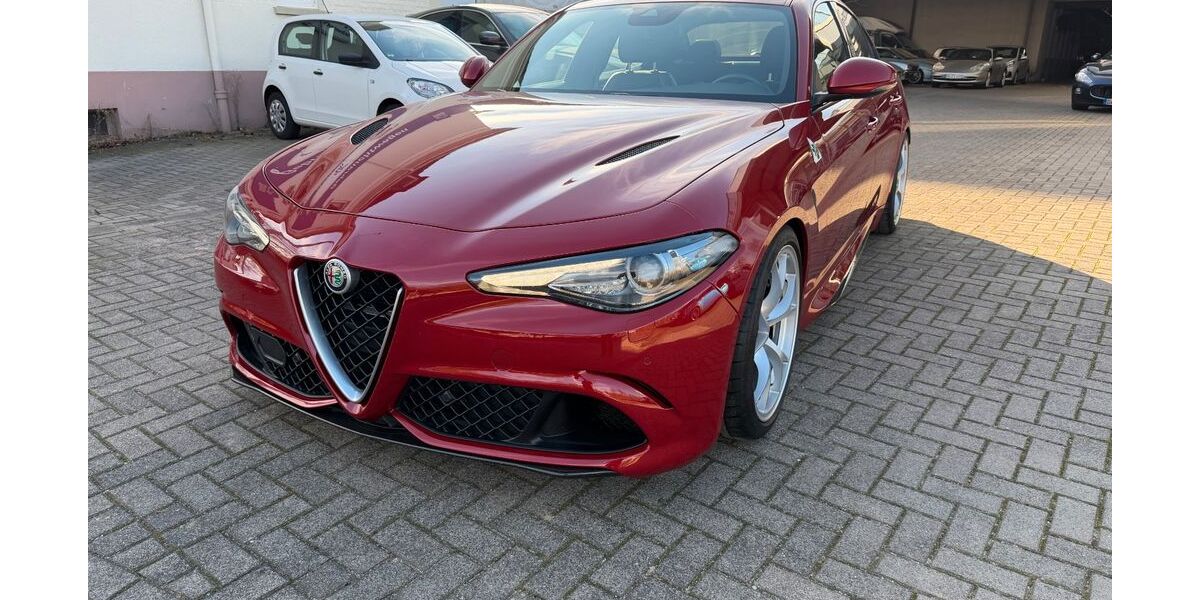 Alfa Romeo Giulia 79.000 km 59.500 &euro; Bonn 53175