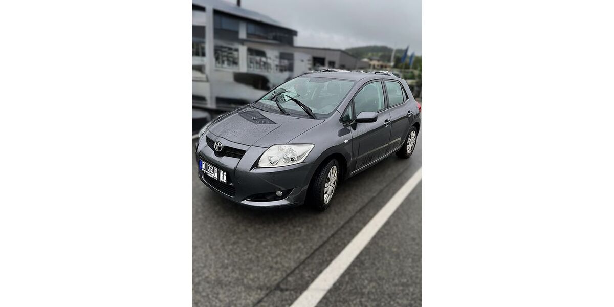Toyota Auris 167.000 km 4.800 &euro; Köln (Ostheim) 51107