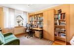 Stilsicher wohnen in Bonn-Beuel: moderne 3-Zimmer-Wohnung mit Balkon, Stellplatz und Substanz