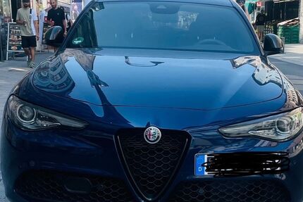 Alfa Romeo Giulia 81.295 km 27.850 &euro; Bonn 53119