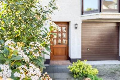 Reihenmittelhaus Bergisch Gladbach Refrath - 4 Zimmer, 124 m&sup2;, 495.000&euro; | Angebot:26503012