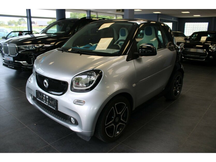Smart ForTwo Coupe Proxy Panorama 73.447 km 7.980 € Euskirchen 53881