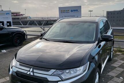 Mitsubishi Plug-in Hybrid Outlander 95.000 km 18.500 &euro; Köln 50859