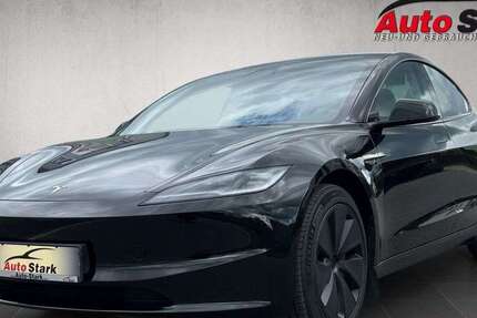 Tesla Model 3 29.265 km 42.990 € Köln 50859