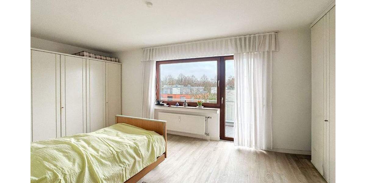 Etagenwohnung Bonn Rüngsdorf - 4 Zimmer, 136 m&sup2;, 457.000&euro; | Angebot:25803186