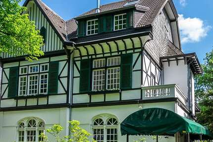 Haus zum Kaufen in Bonn 2.380.000 € 450 m² 10 zimmer