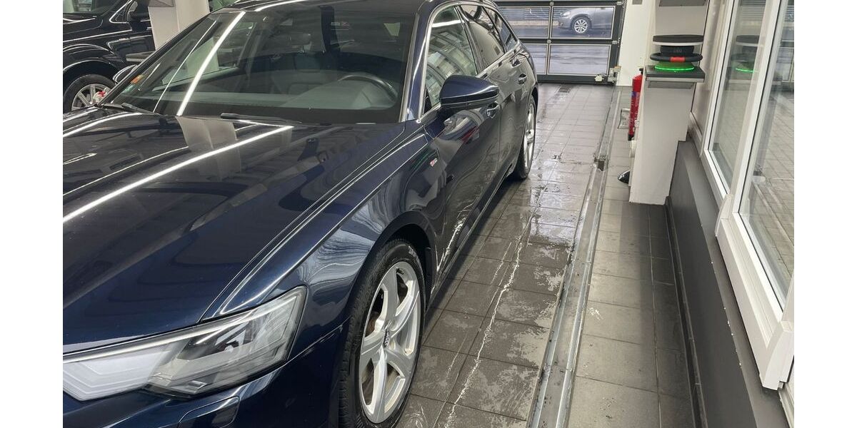 Audi A6 102.556 km 28.900 &euro; Lohmar 53797