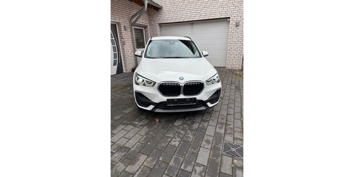 BMW X1 88.000 km 23.000 &euro; Troisdorf 53842