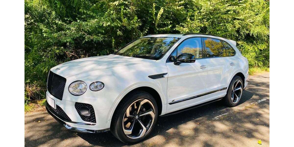 Bentley Bentayga 15.600 km 219.900 € Brühl 50321