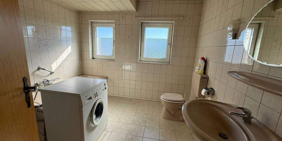 Mehrfamilienhaus, Wohnhaus Königswinter Eudenbach - 6 Zimmer, 145 m&sup2;, 375.000&euro; | Angebot:26893062