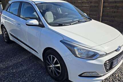 Hyundai i20 127.240 km 8.490 &euro; Bad Hönningen 53557