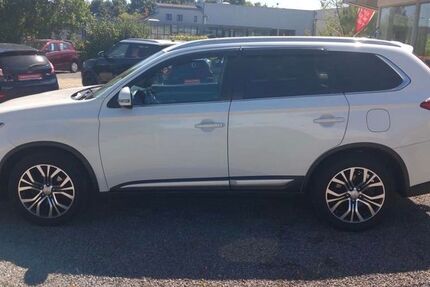 Mitsubishi Outlander 109.600 km 13.999 &euro; Königswinter 53639