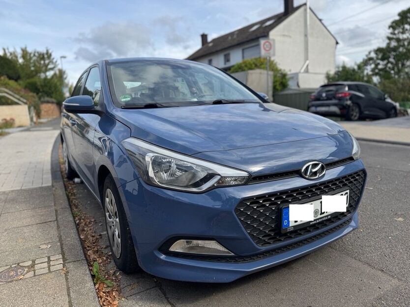 i20