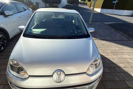 VW up! 107.000 km 6.700 &euro; Neunkirchen-Seelscheid 53819