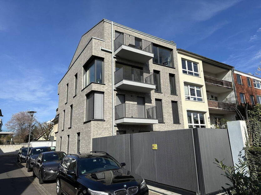 Mehrfamilienhaus in top Lage von Rodenkirchen