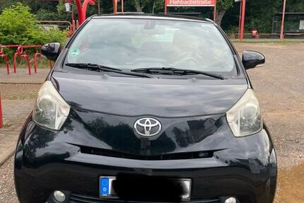Toyota IQ 98.000 km 6.500 € Köln 51109