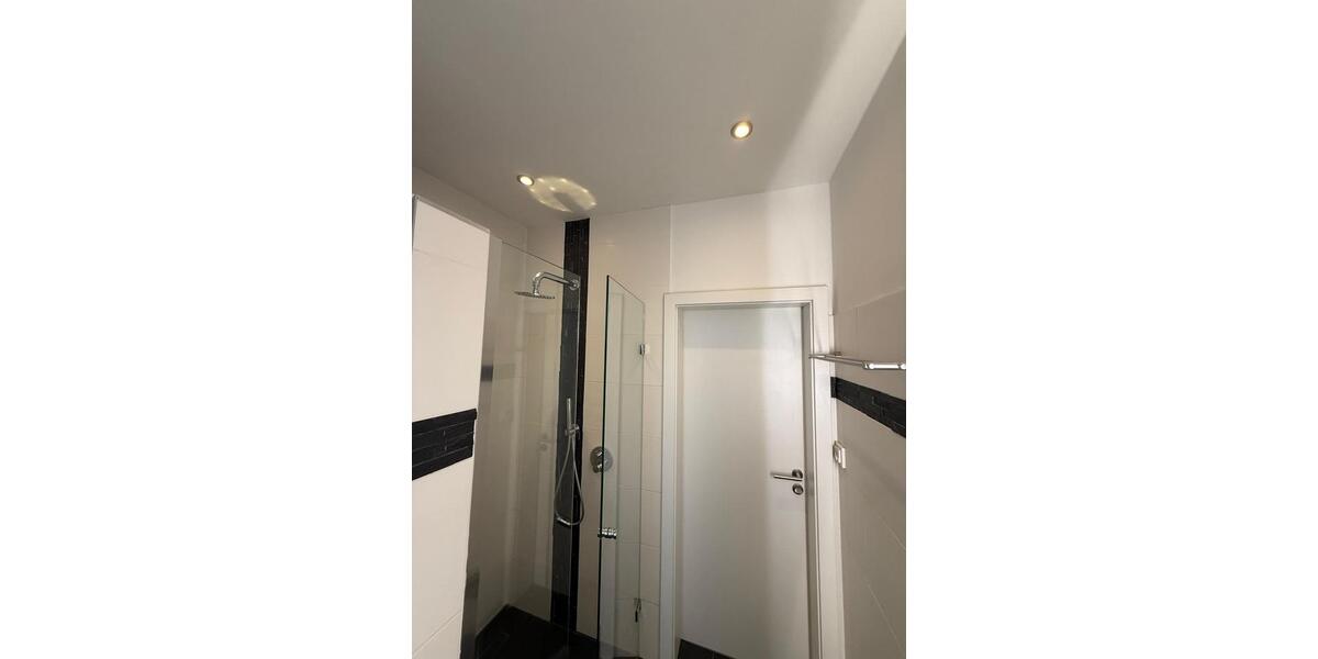 Dachgeschoßwohnung Köln Kalk - 2 Zimmer, 69 m&sup2;, 1.035&euro; | Angebot:24812338