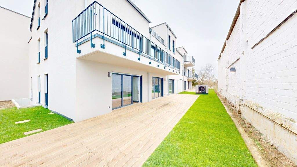 Etagenwohnung Euskirchen Roitzheim - 4 Zimmer, 203 m&sup2;, 2.580&euro; | Angebot:25703217