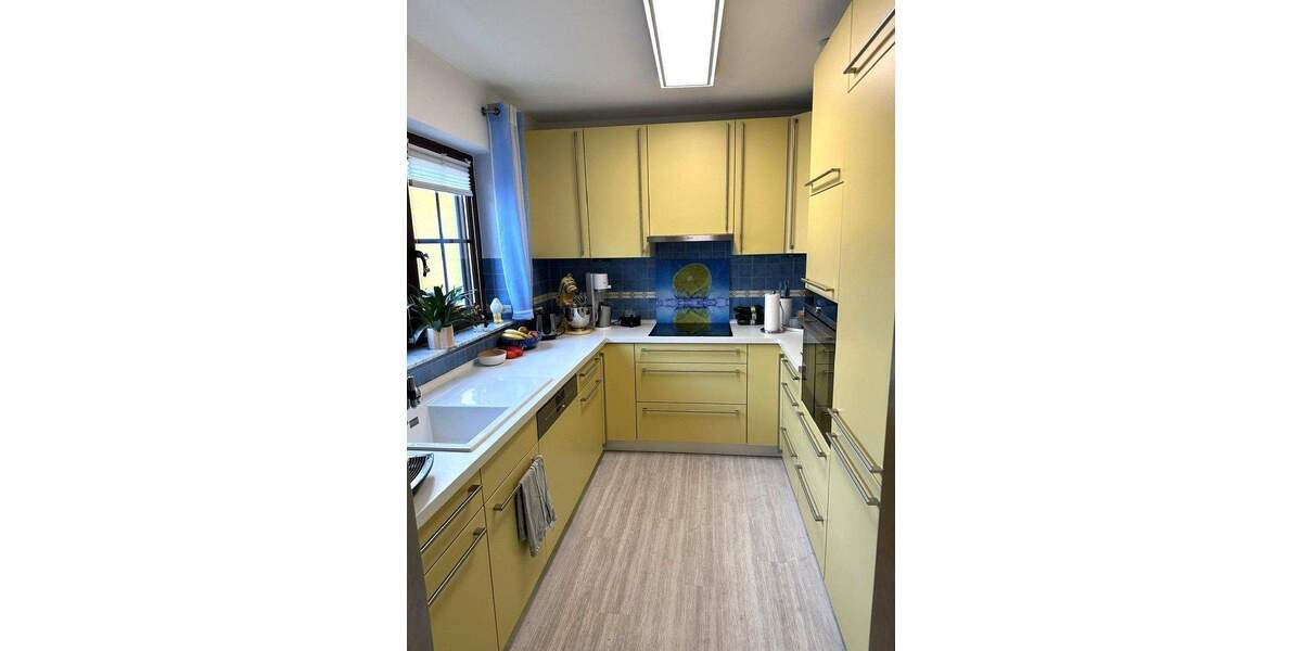 Reihenendhaus Rheinbach - 7 Zimmer, 170 m&sup2;, 699.000&euro; | Angebot:24636553