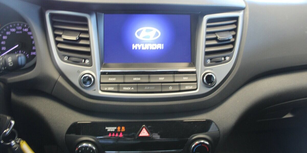 Hyundai Tucson Blue 1.6 GDI 2WD - Navi - 111.482 km 12.980 &euro; Euskirchen 53881