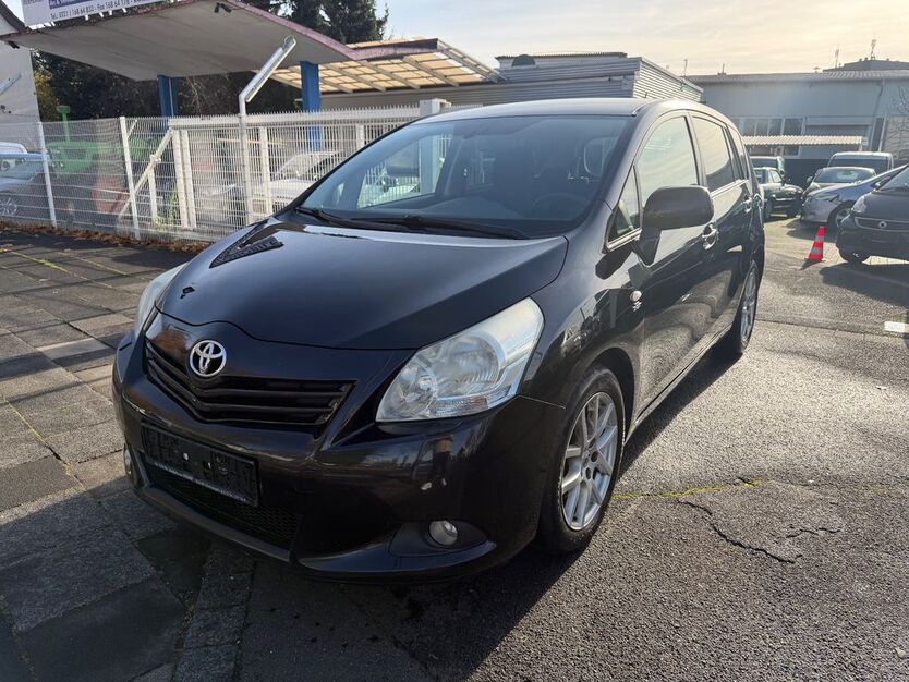 Toyota Verso 271.794 km 3.990 € Köln 51109
