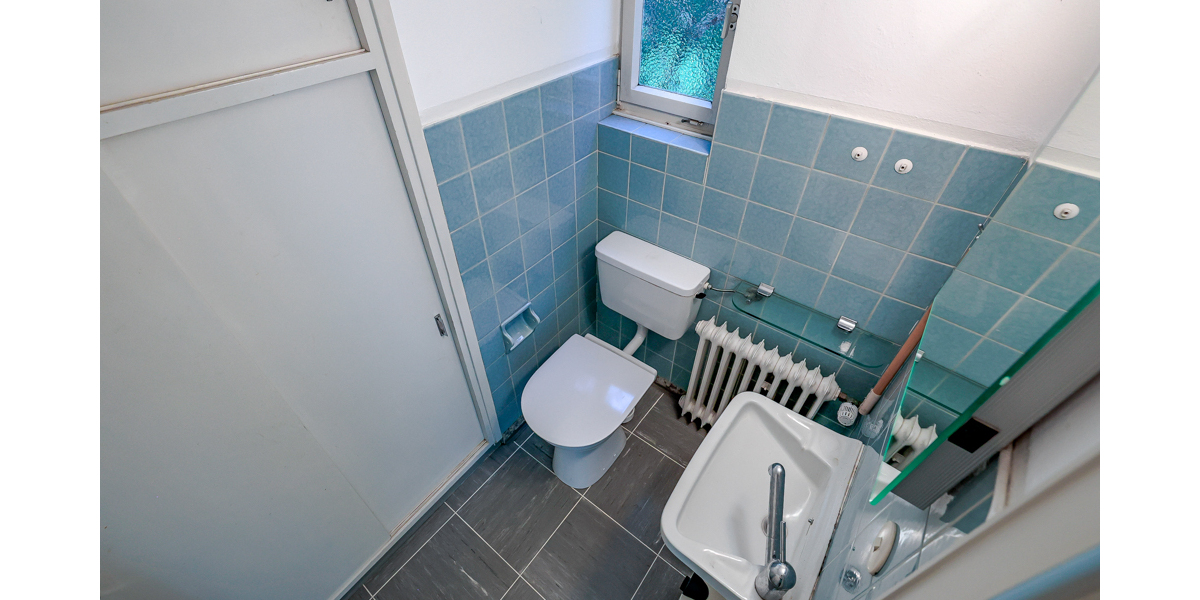 Einfamilienhaus mit Garten und angrenzendem Baugrundstück in Bonn-Niederholtorf - Einfamilienhaus Bonn / Niederholtorf Niederholtorf | Angebot:27119935