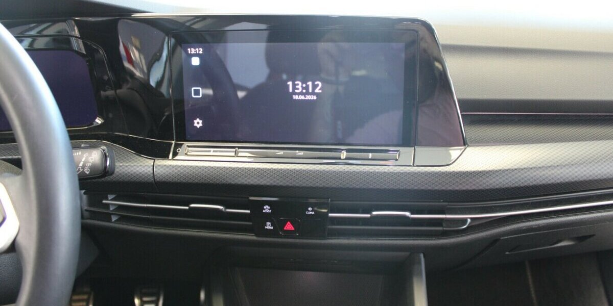 VW Golf 1.5 TSI OPF United 59.930 km 18.980 &euro; Euskirchen 53881