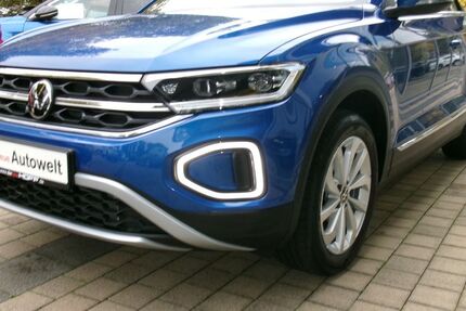 VW T-Roc 2.300 km 33.975 € Sankt Augustin 53757