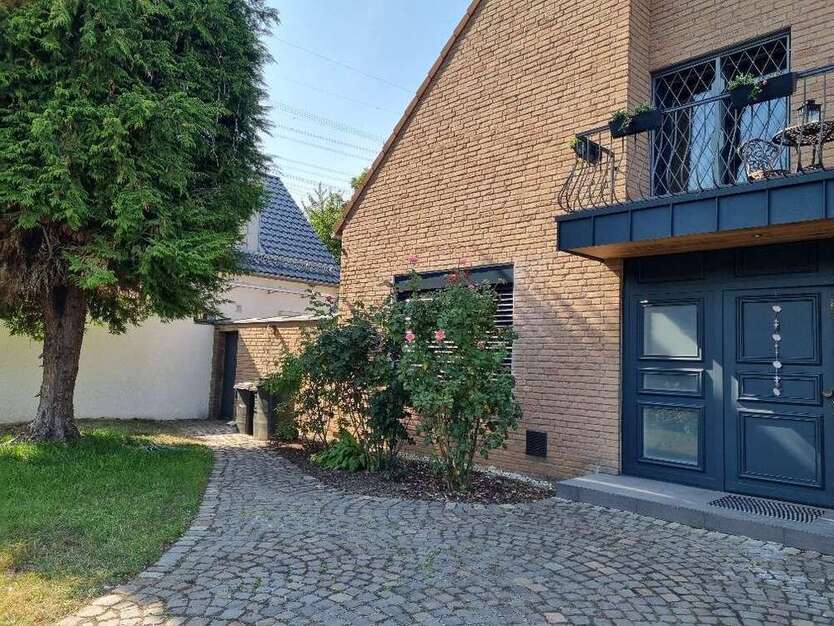 Haus zum Kaufen in Köln 1.595.000 € 193 m²