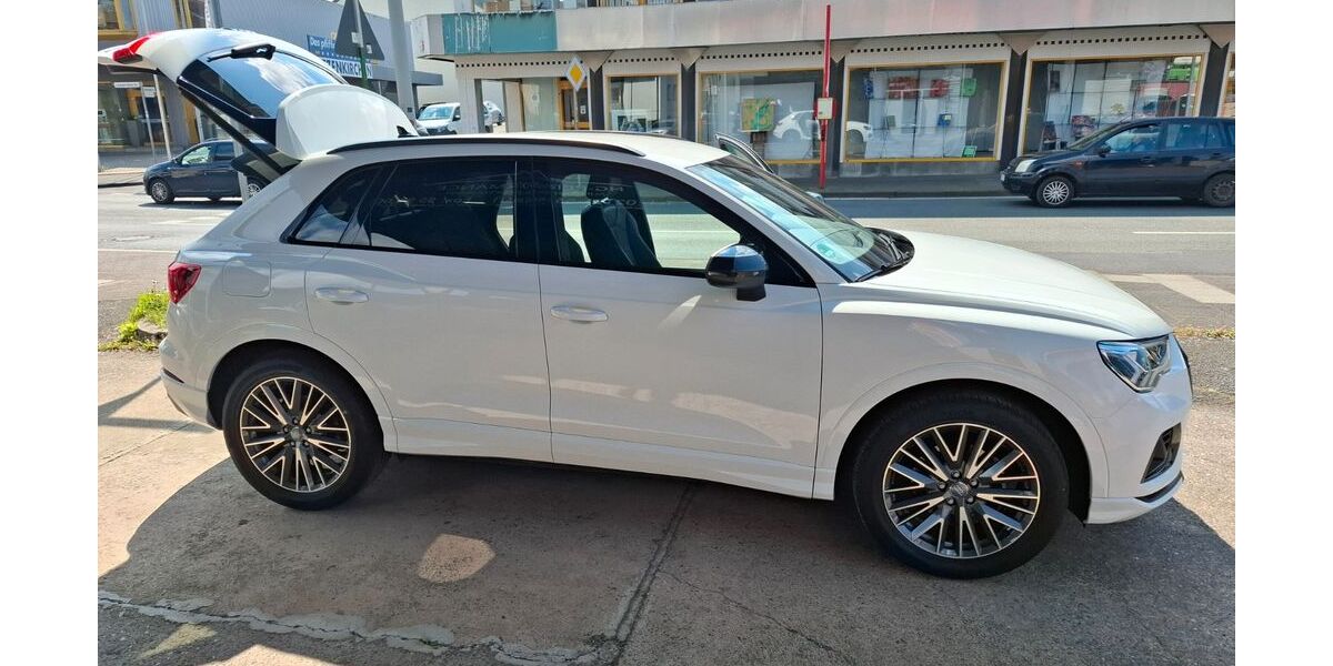 Audi Q3 44.324 km 24.900 &euro; Köln 50733