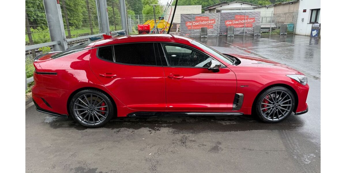 Kia Stinger 39.500 km 27.999 &euro; Köln 51061