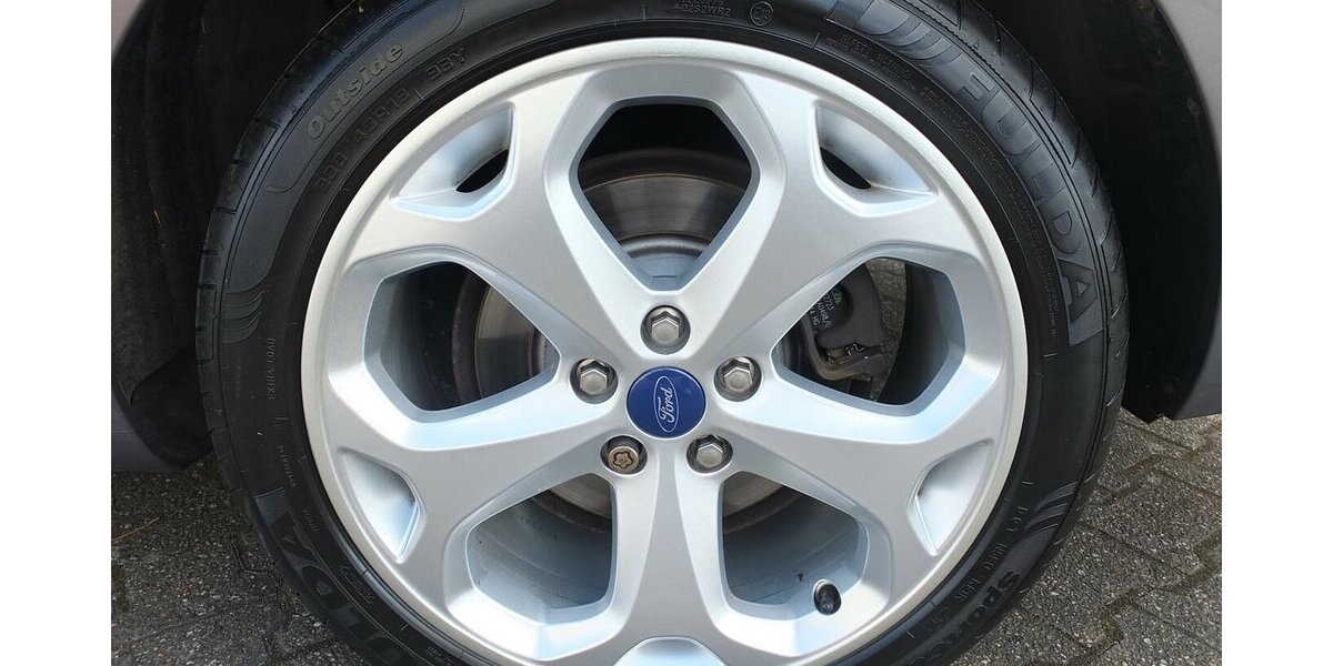 Ford Mondeo 2.0TDCi AUTOMATIC-PROBLEME NAVI XENON PDC B 143.215 km 5.500 &euro; Köln 50858