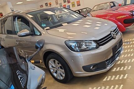 VW Touran 172.000 km 9.999 &euro; Bergisch Gladbach 51465