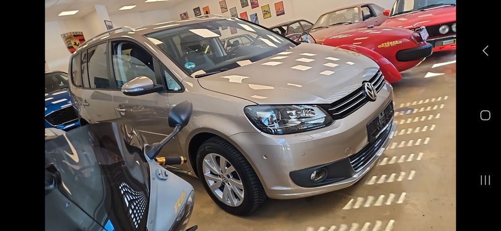 VW Touran 172.000 km 9.999 &euro; Bergisch Gladbach 51465