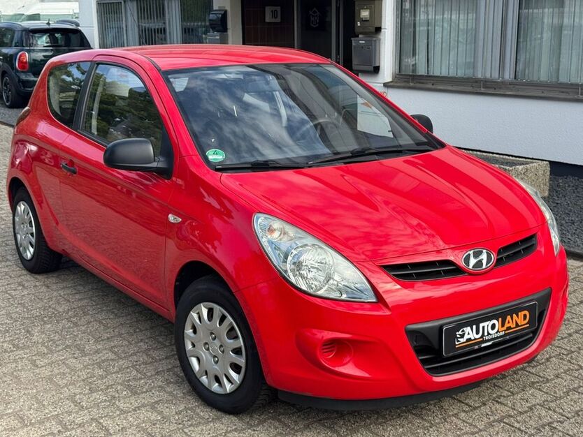 Hyundai i20 194.000 km 2.799 € Troisdorf 53842