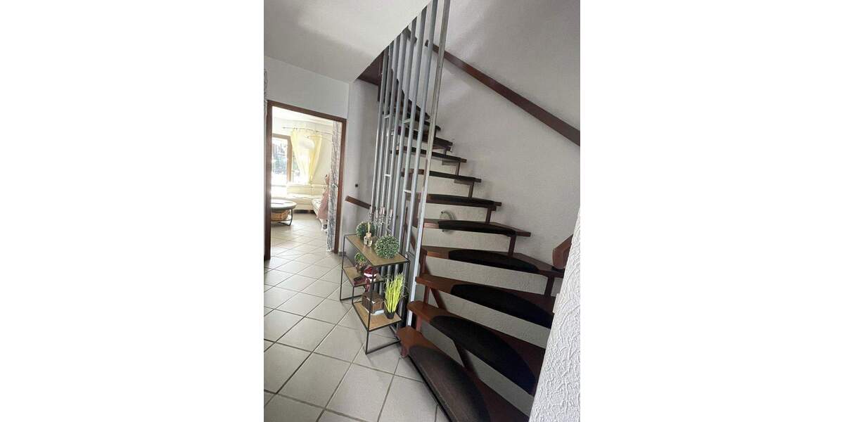 Reihenendhaus Rösrath - 6 Zimmer, 129 m&sup2;, 570.000&euro; | Angebot:25711010