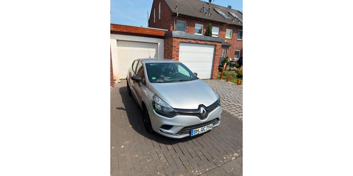 Renault Clio 94.000 km 7.299 &euro; Wesseling 50389