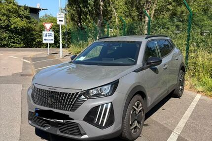 Peugeot 2008 33.800 km 17.899 &euro; Köln 50676