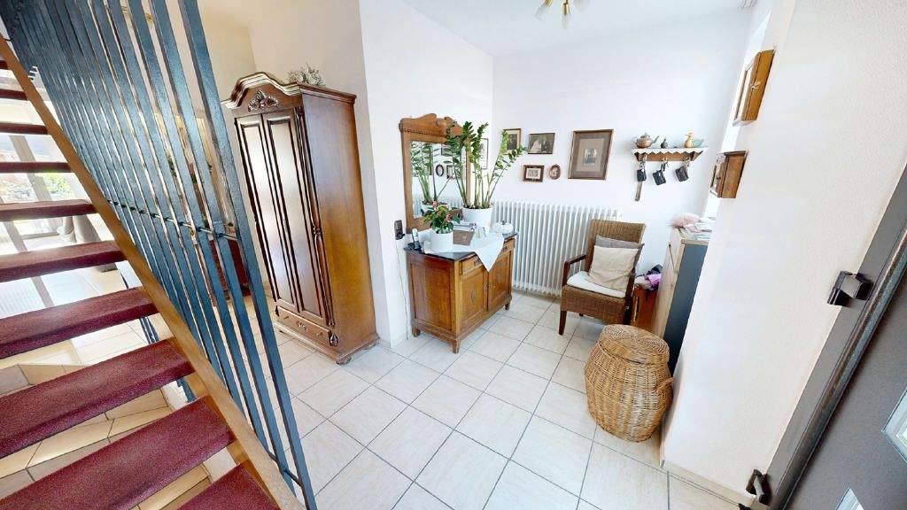 Reihenmittelhaus Erftstadt Lechenich - 5 Zimmer, 125 m&sup2;, 370.000&euro; | Angebot:25802063