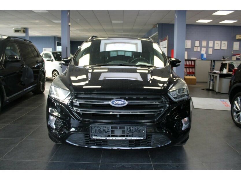 Kuga 2.0 TDCi 4x4 ST-Line