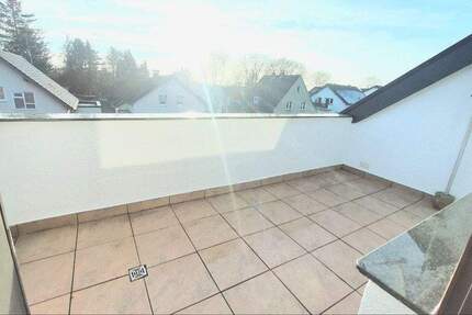 Wohnung Lohmar - 3 Zimmer, 82 m&sup2;, 219.000&euro; | Angebot:24461948