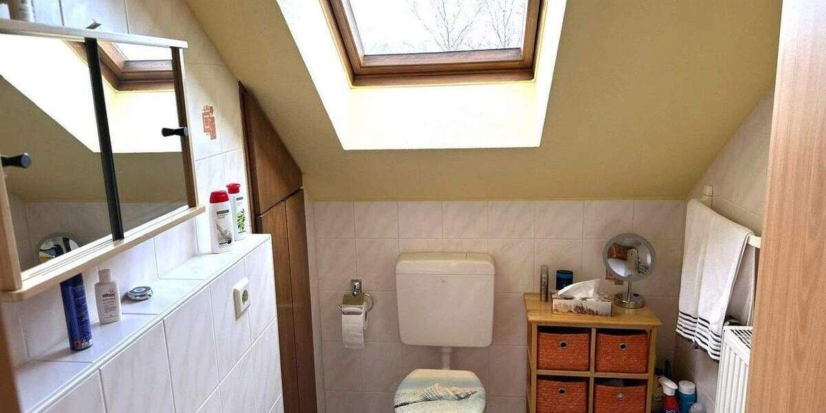 Reihenendhaus Rheinbach - 7 Zimmer, 170 m&sup2;, 699.000&euro; | Angebot:24636553