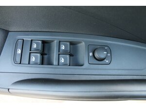 Skoda Fabia TSi DSG Alu AHK Klima Kamera SOFORT !!!!! 10 km 23.395 € Bonn 53225